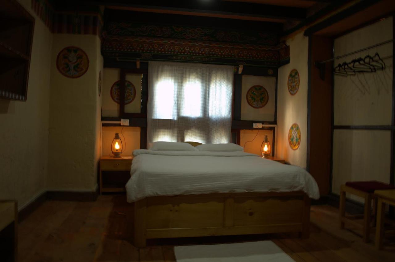 פארו Ama'S Village Lodge מראה חיצוני תמונה